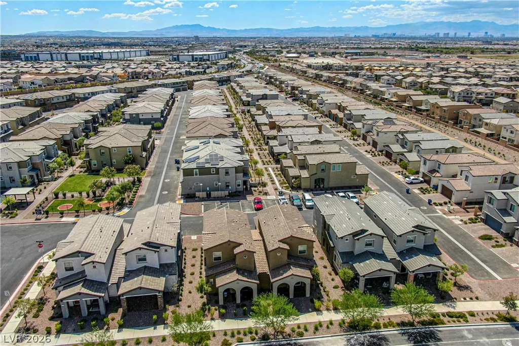 826 Royal Beekman, Henderson, NV 89011
