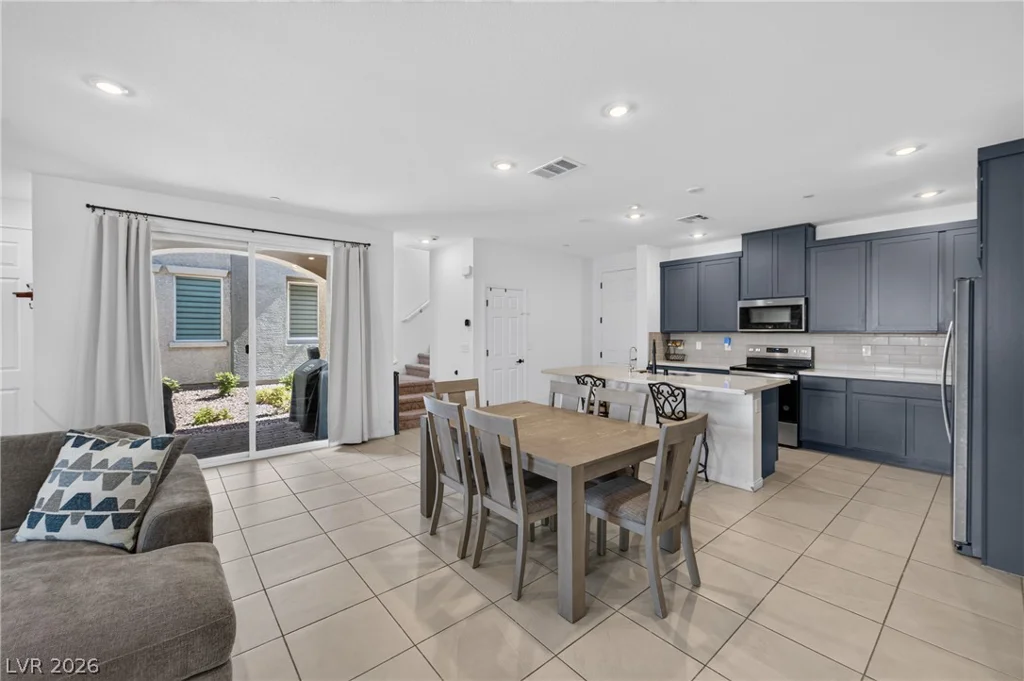 826 Royal Beekman, Henderson, NV 89011
