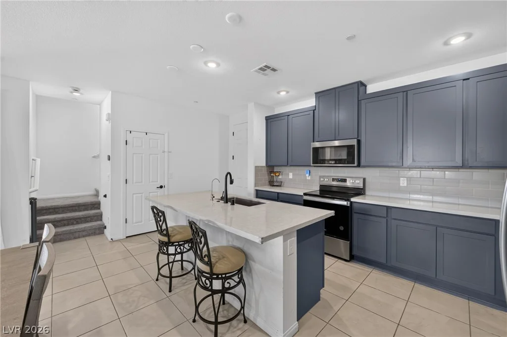 826 Royal Beekman, Henderson, NV 89011