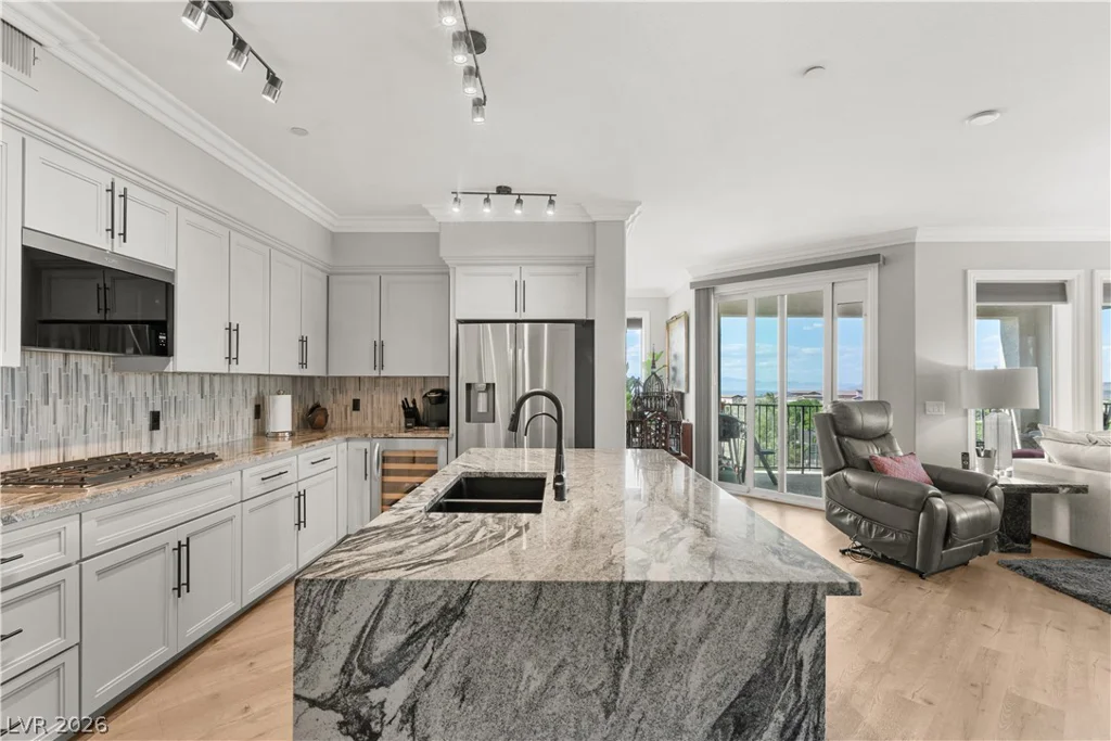 2555 Hampton, Henderson, NV 89052