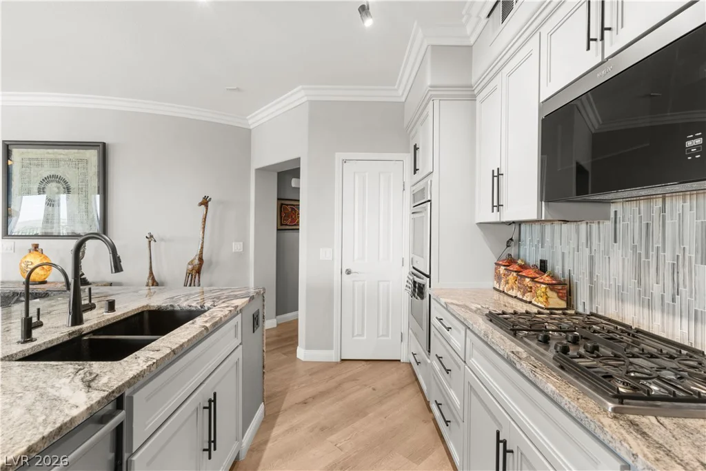 2555 Hampton, Henderson, NV 89052