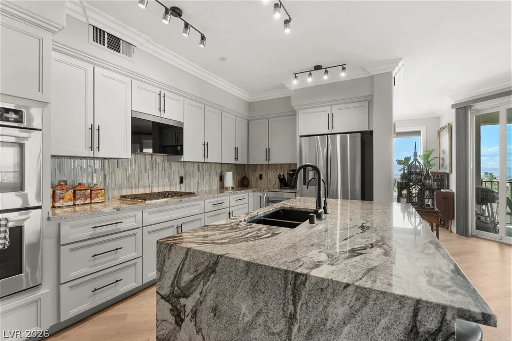 2555 Hampton, Henderson, NV 89052