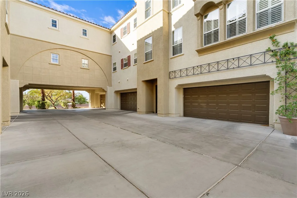 2555 Hampton, Henderson, NV 89052