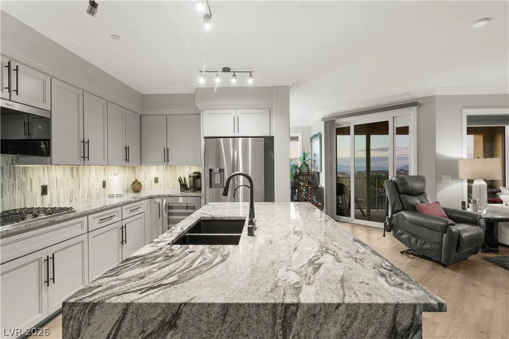 2555 Hampton, Henderson, NV 89052