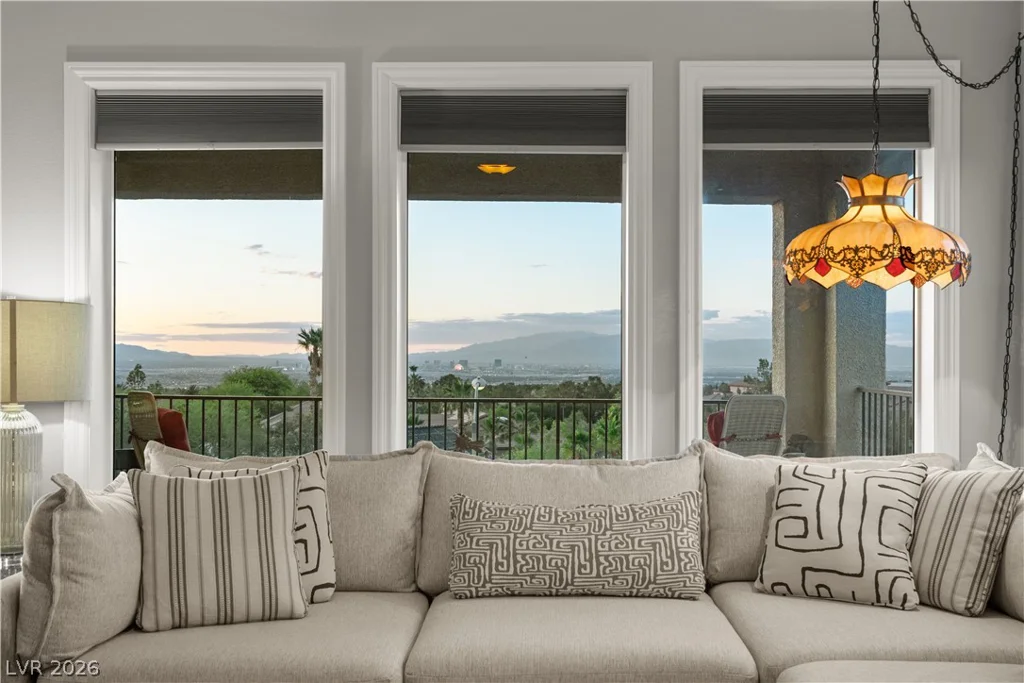 2555 Hampton, Henderson, NV 89052