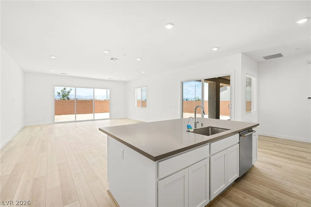 9963 Decano Ridge, Las Vegas, NV 89141