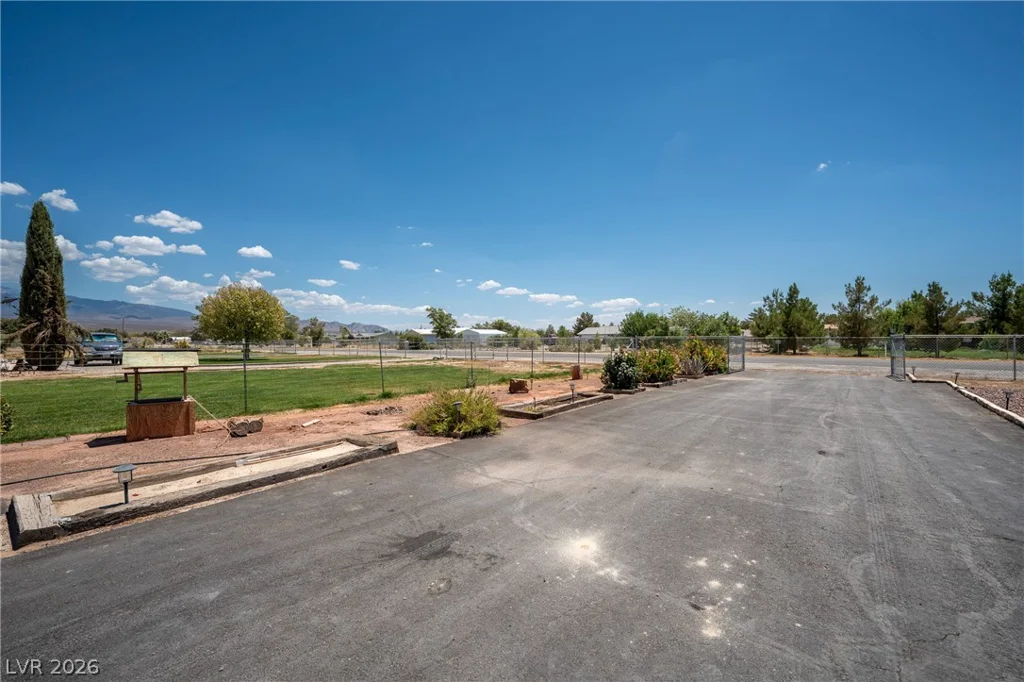 680 McMurray, Pahrump, NV 89060