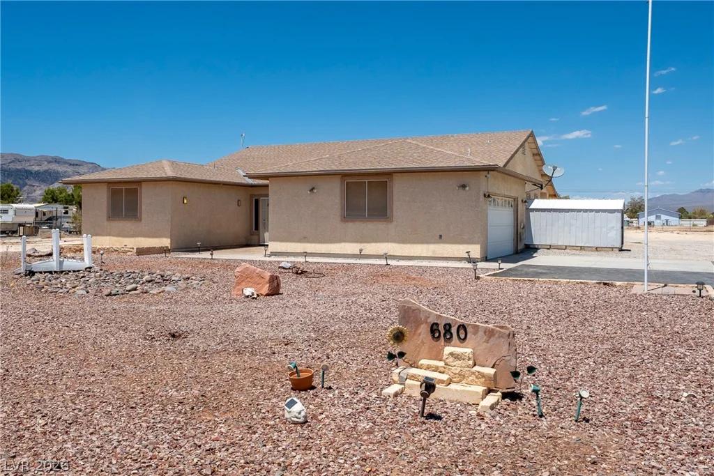 680 McMurray, Pahrump, NV 89060