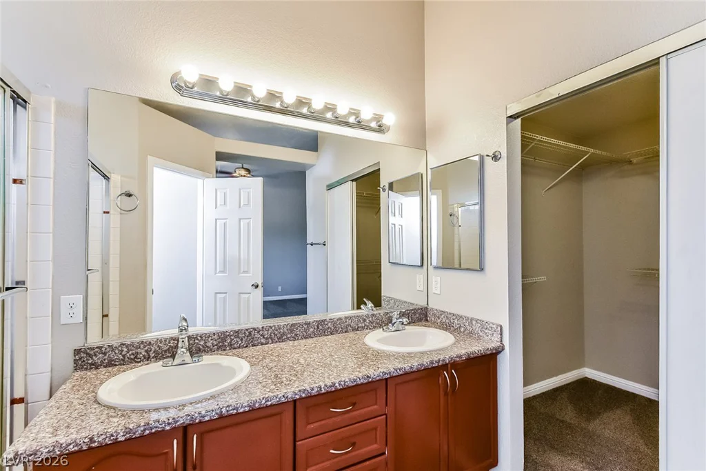 4611 Chestnut Blaze, North Las Vegas, NV 89032