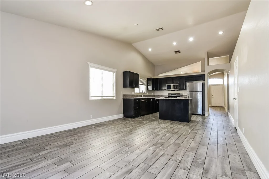 4611 Chestnut Blaze, North Las Vegas, NV 89032
