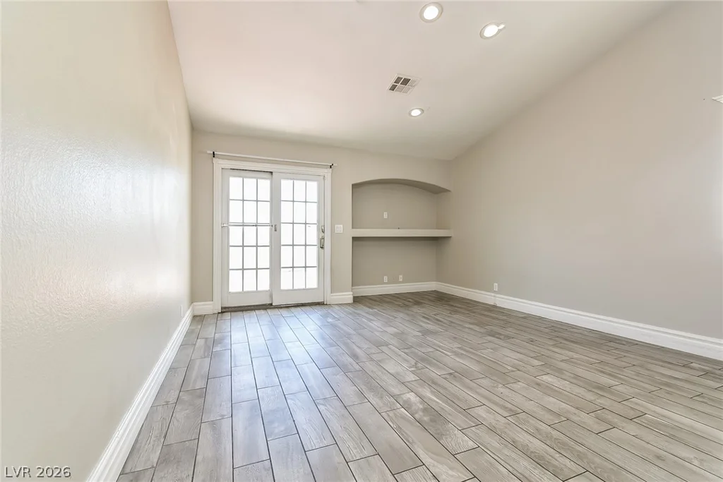 4611 Chestnut Blaze, North Las Vegas, NV 89032