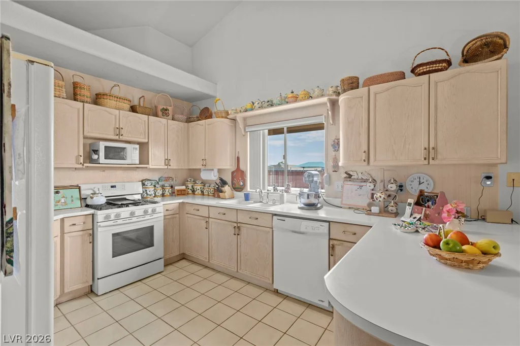 1107 Mount Everest, Las Vegas, NV 89110