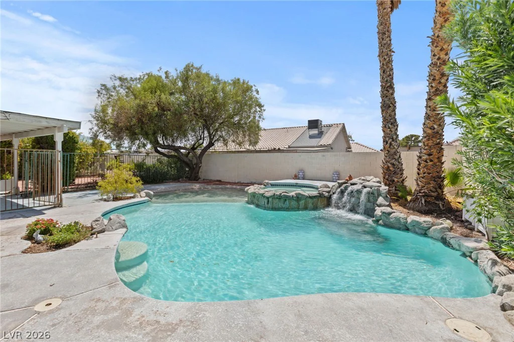 1107 Mount Everest, Las Vegas, NV 89110