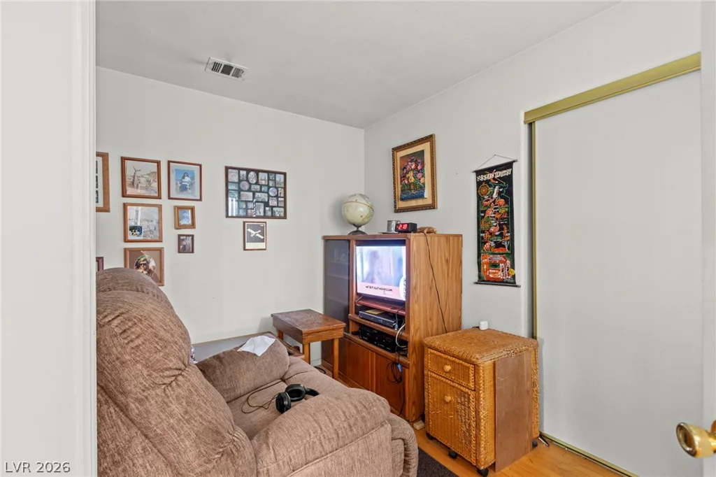 1107 Mount Everest, Las Vegas, NV 89110