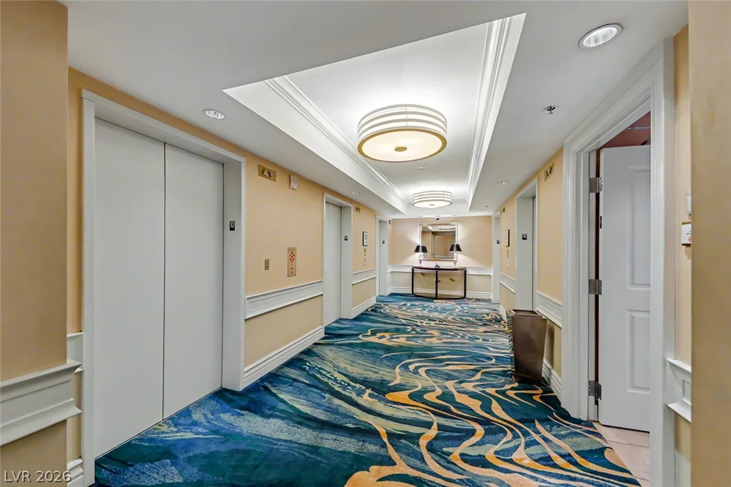 135 Harmon, Las Vegas, NV 89109