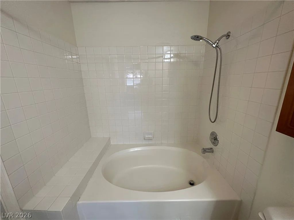 7620 Amato, Las Vegas, NV 89128