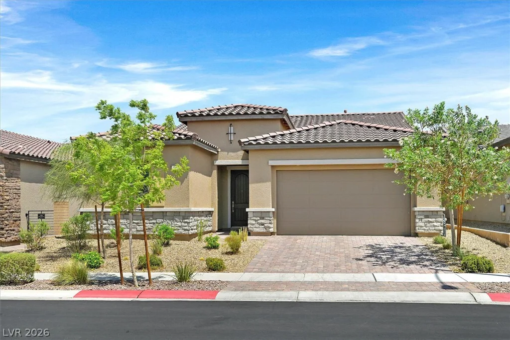 552 Comodo, Henderson, NV 89011