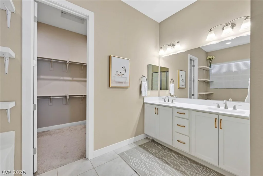 552 Comodo, Henderson, NV 89011