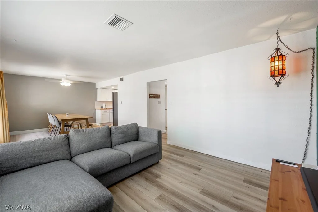 769 Anne, Henderson, NV 89015