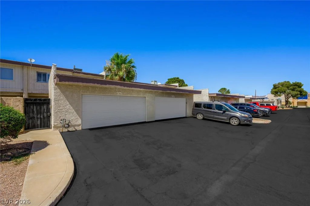 769 Anne, Henderson, NV 89015