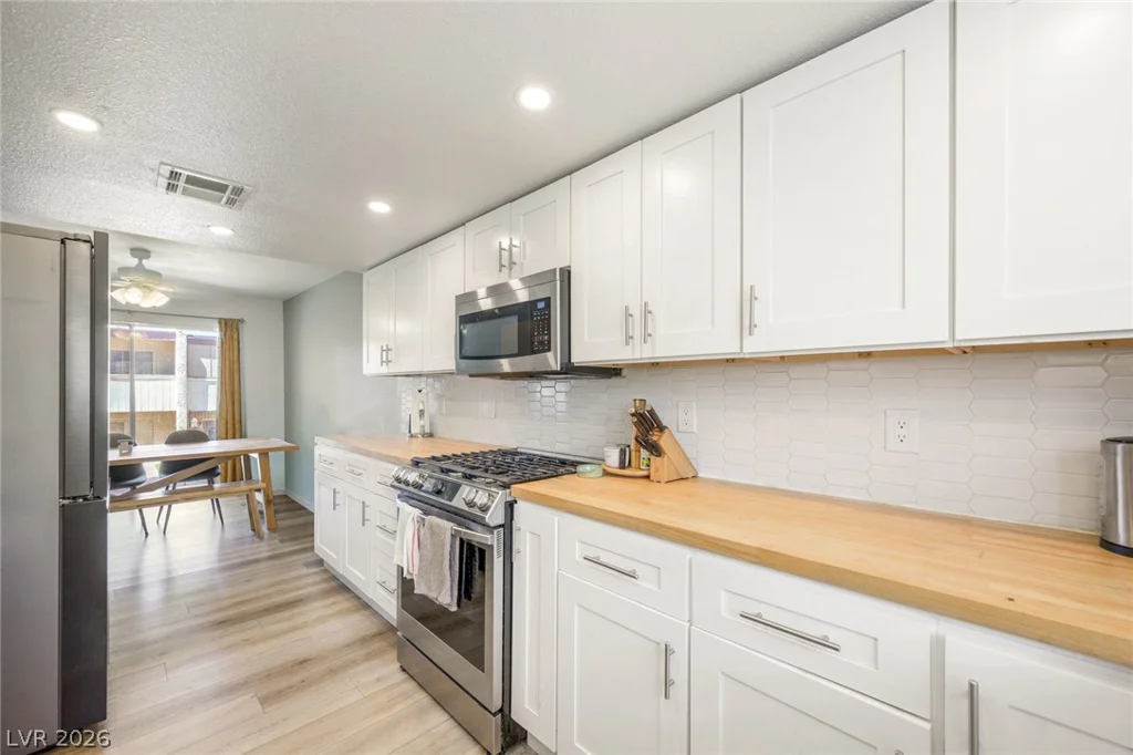 769 Anne, Henderson, NV 89015