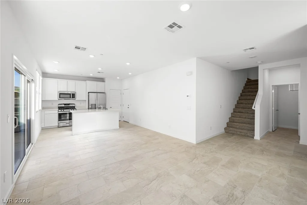 304 Crescent Glow, Henderson, NV 89015
