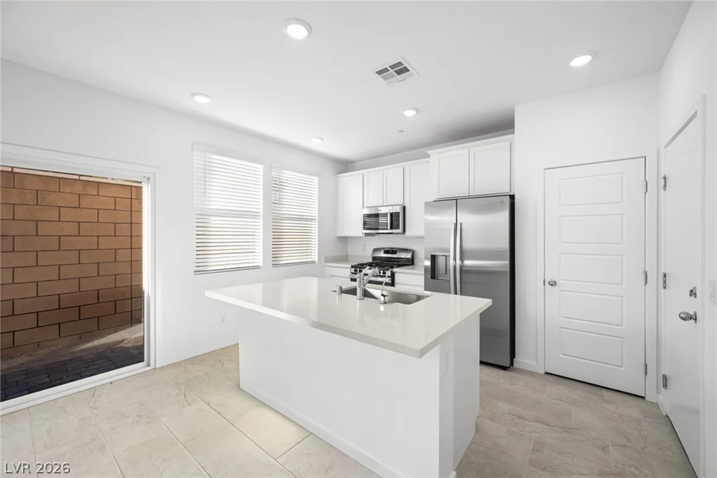 304 Crescent Glow, Henderson, NV 89015