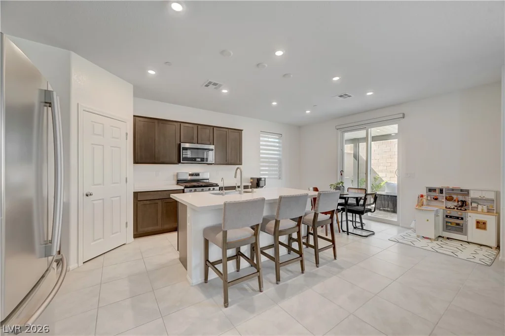 10938 Fennel, Las Vegas, NV 89166