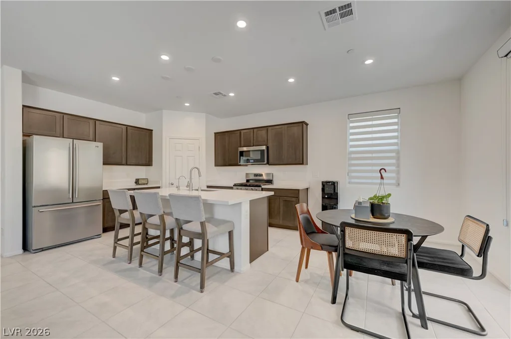 10938 Fennel, Las Vegas, NV 89166