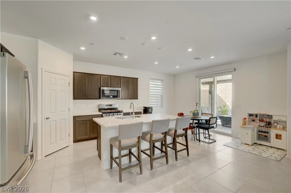 10938 Fennel, Las Vegas, NV 89166