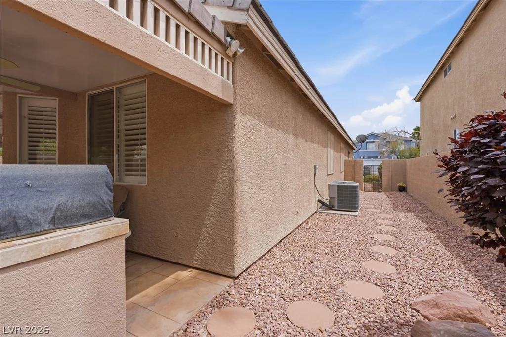 2558 Hitchcock, Henderson, NV 89052