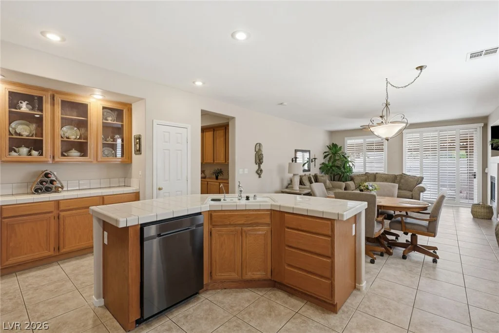 2558 Hitchcock, Henderson, NV 89052