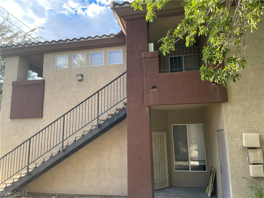 4400 Jones, Las Vegas, NV 89103