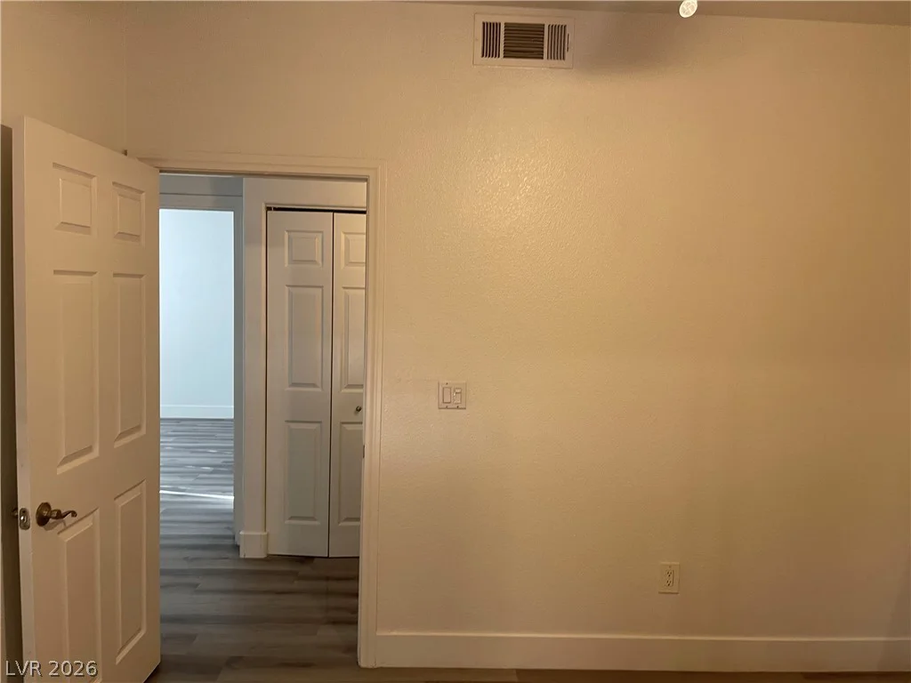 4400 Jones, Las Vegas, NV 89103