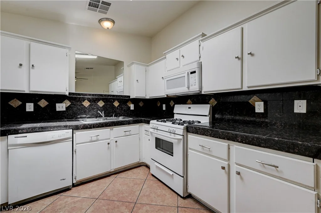 2312 Shady Hill, Las Vegas, NV 89106