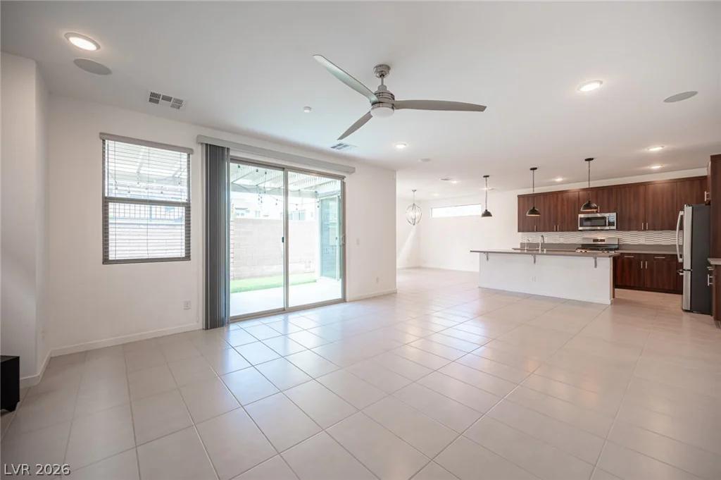 524 Grand Cascade, North Las Vegas, NV 89084