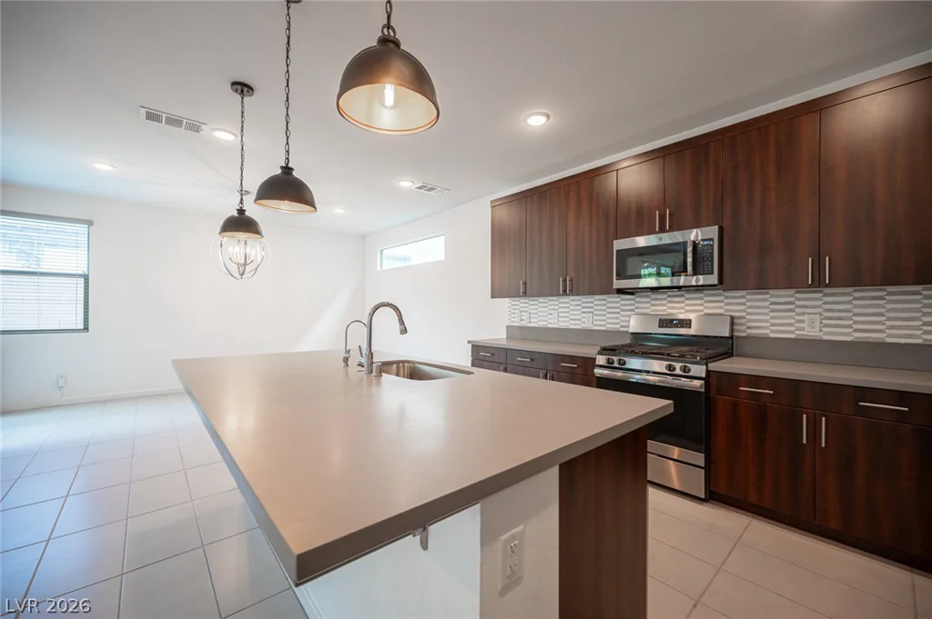 524 Grand Cascade, North Las Vegas, NV 89084