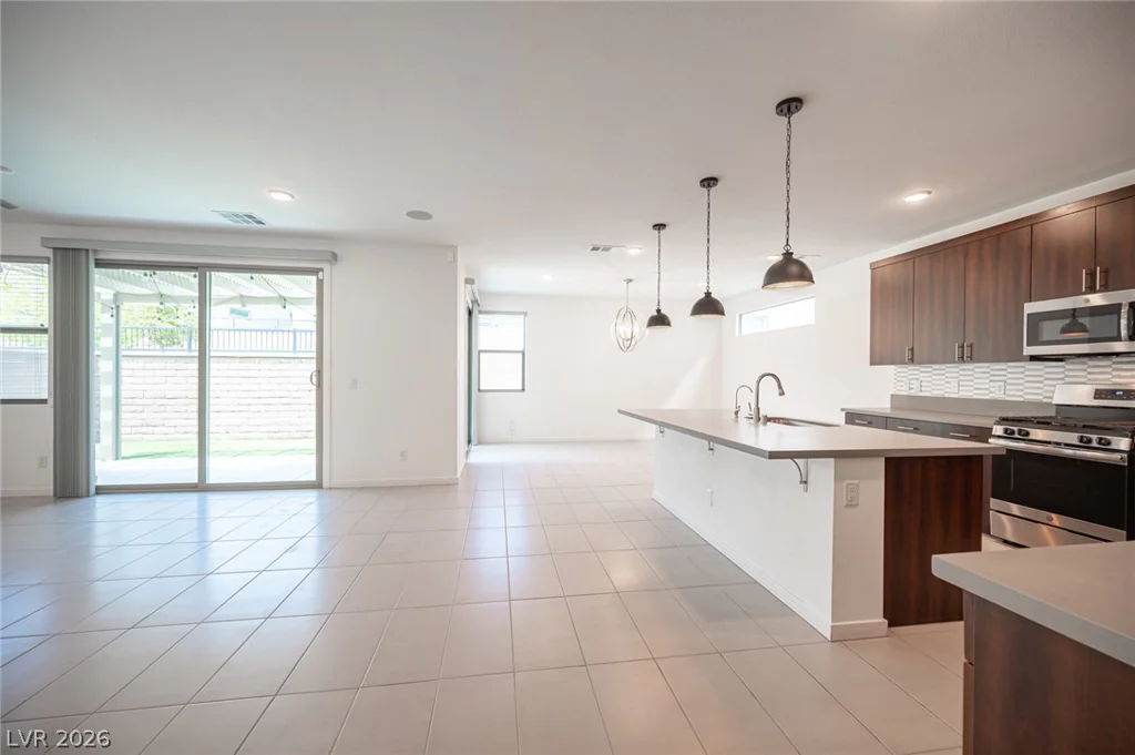 524 Grand Cascade, North Las Vegas, NV 89084