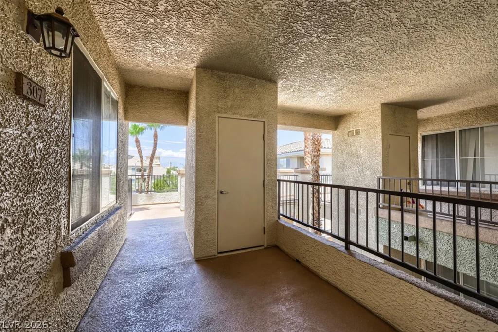 7111 Durango, Las Vegas, NV 89113