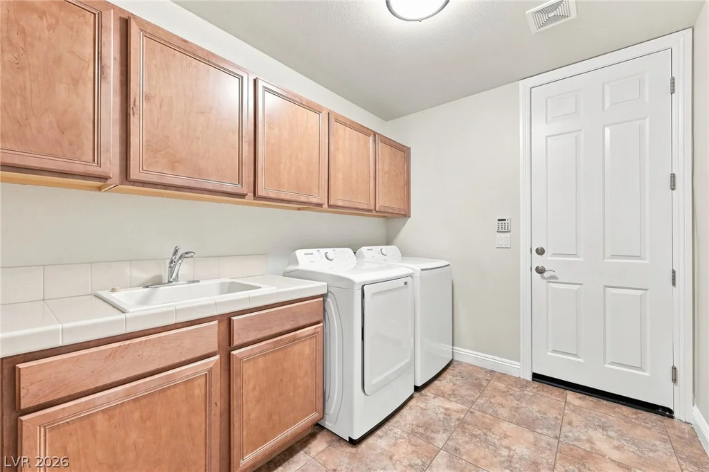 1357 Enchanted River, Henderson, NV 89012