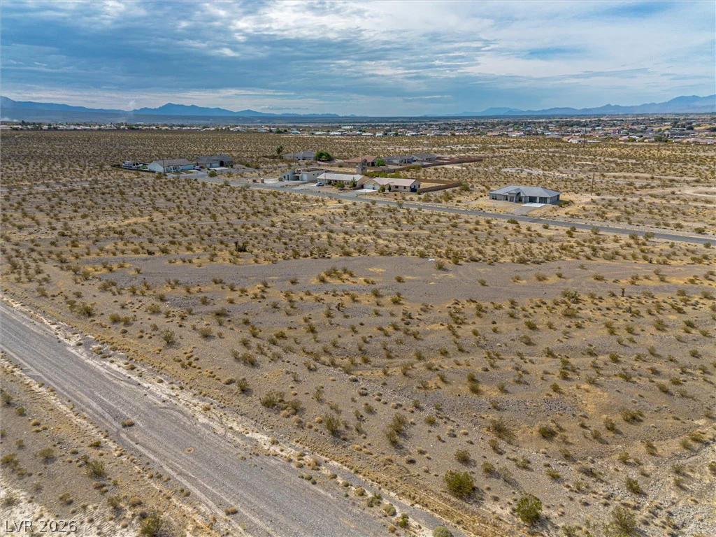 1821 Mescalero, Pahrump, NV 89048