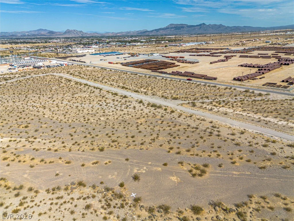 1821 Mescalero, Pahrump, NV 89048