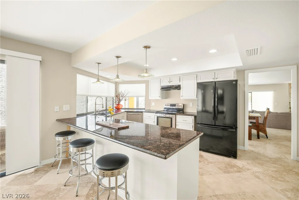 1913 Plaza Del Dios, Las Vegas, NV 89102