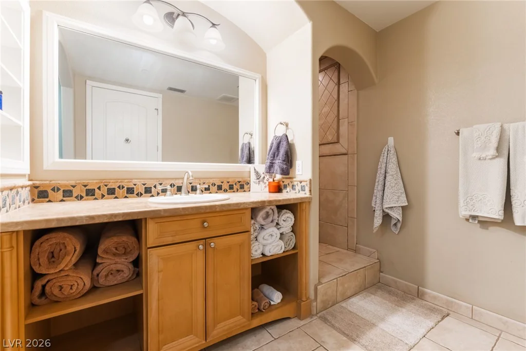 20 Via Visione, Henderson, NV 89011