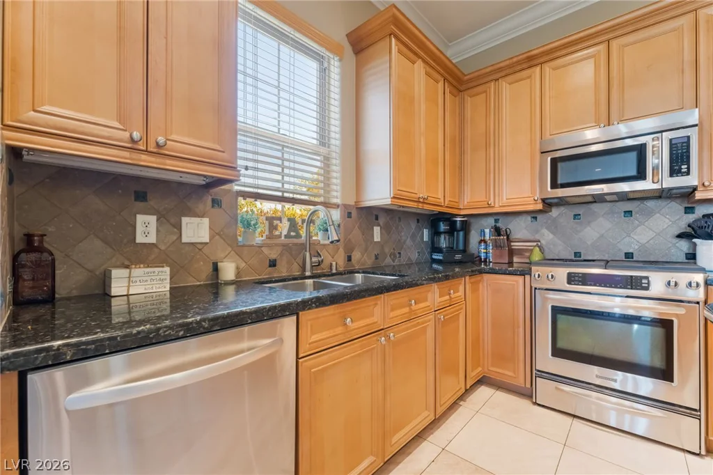 20 Via Visione, Henderson, NV 89011