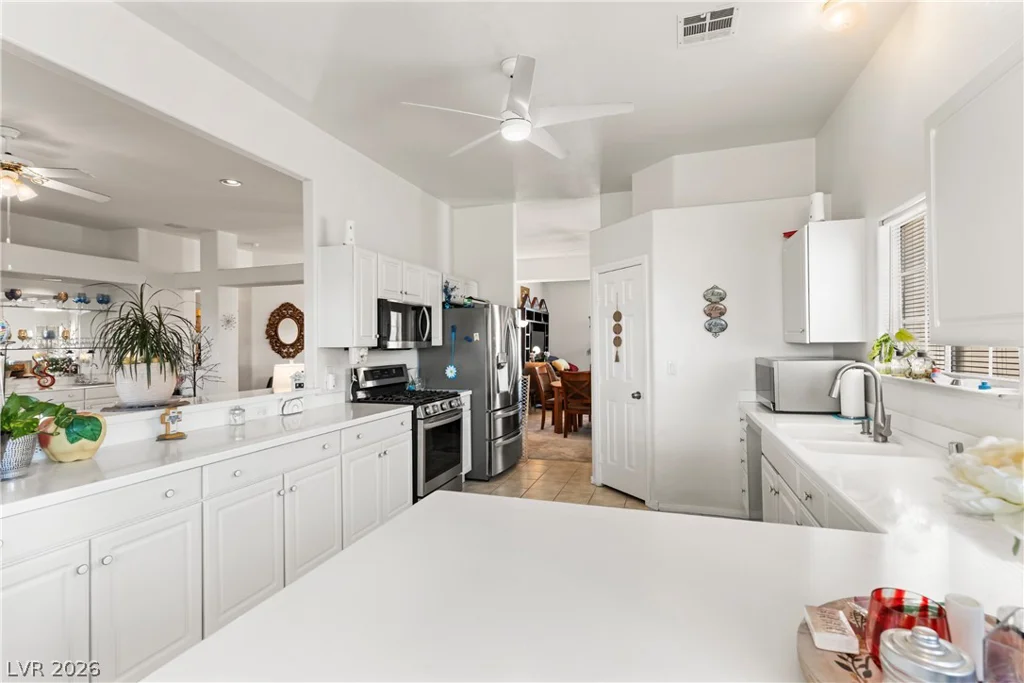 5113 Elm Grove, Las Vegas, NV 89130