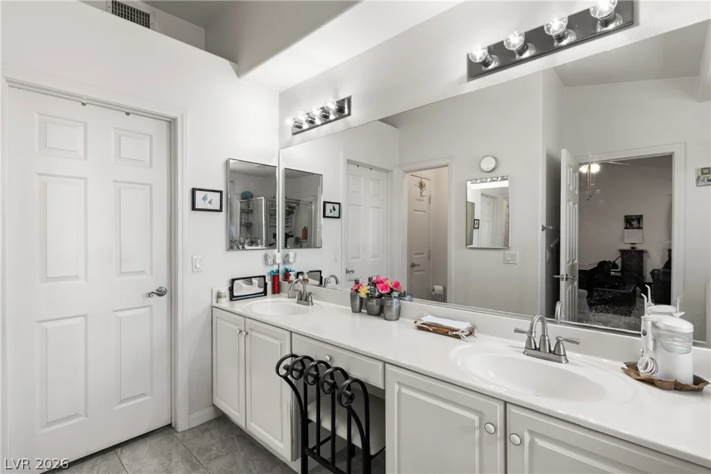 5113 Elm Grove, Las Vegas, NV 89130