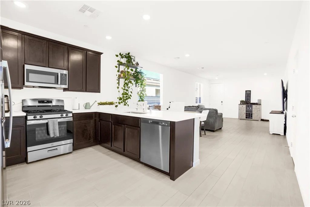 9398 Noble Fir Ridge, Las Vegas, NV 89143