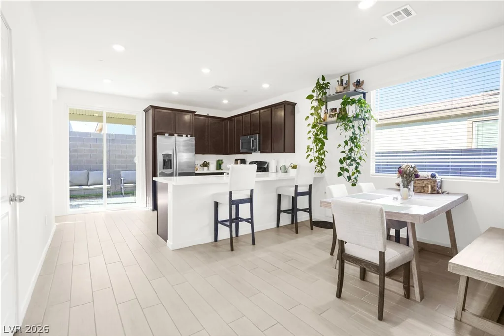 9398 Noble Fir Ridge, Las Vegas, NV 89143