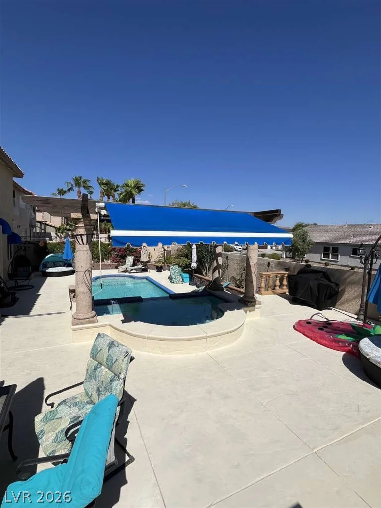 8728 Castle Hill, Las Vegas, NV 89129